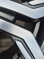 Alu disk AUDI 4K0601025CA 8,5Jx21 ET43 1 kus Alu disk AUDI 4K0601025CA 8,5Jx21 ET43 1 kus