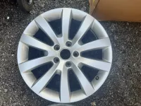 Alu disk Volkswagen Sciroocco R17 7j et33 1k8601025 Audi Alu disk Volkswagen Sciroocco R17 7j et33 1k8601025 Audi