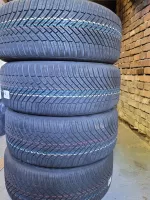 Continental AllSeasonContact 255/45 R19 100T