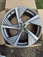 kopie  Alu disk AUDI 4KE601025AB 9,5Jx22 ET36 cerný 1 kus | ET36 1kus