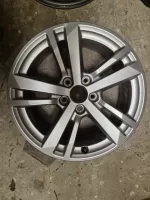 Kusový Alu disk AUDI Q3 R17 ET40 7j  83A601025F | ET40 1kus