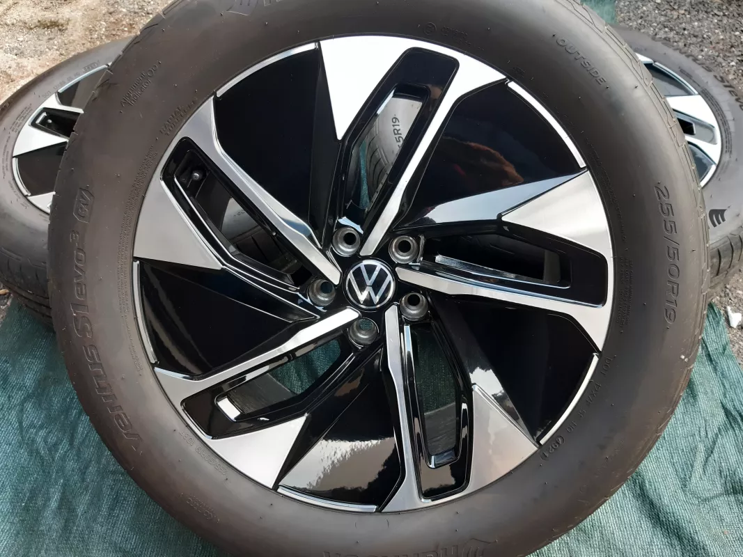 Letní kola Volkswagen ID.4 Hammar ET45 8J x 19 Volkswagen OEM