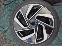 Letní kola Volkswagen Montreal ID7 ET40 8,5J ET47 9,5j x 20 14b601025R Volkswagen OEM