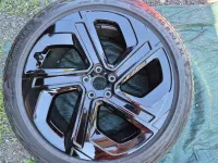 Nová Letní kola Volkswagen Skagen Black ID7 ET40 8,5J ET47 9,5j x 20 14b601025R Volkswagen OEM