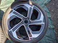 Nová Letní kola Volkswagen Skagen ID7 ET40 8,5J ET47 9,5j x 20 14b601025R Volkswagen OEM