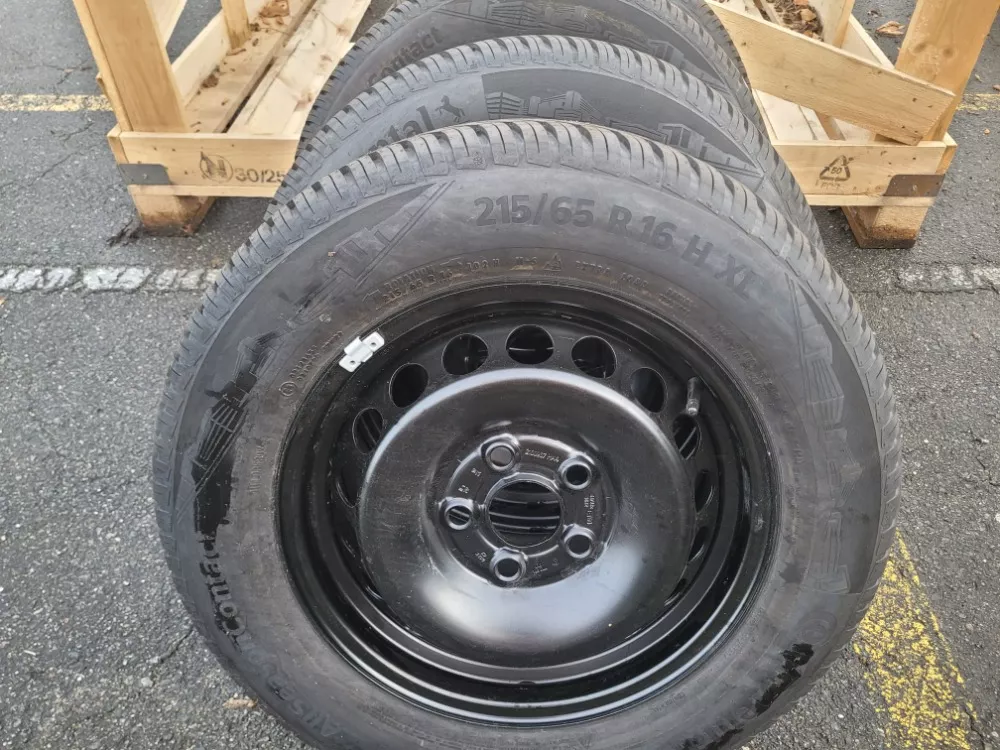 Nová celoroční sada ocelových disků VolkswagenT7 R16 ET60 6,5J x 16 Volkswagen OEM