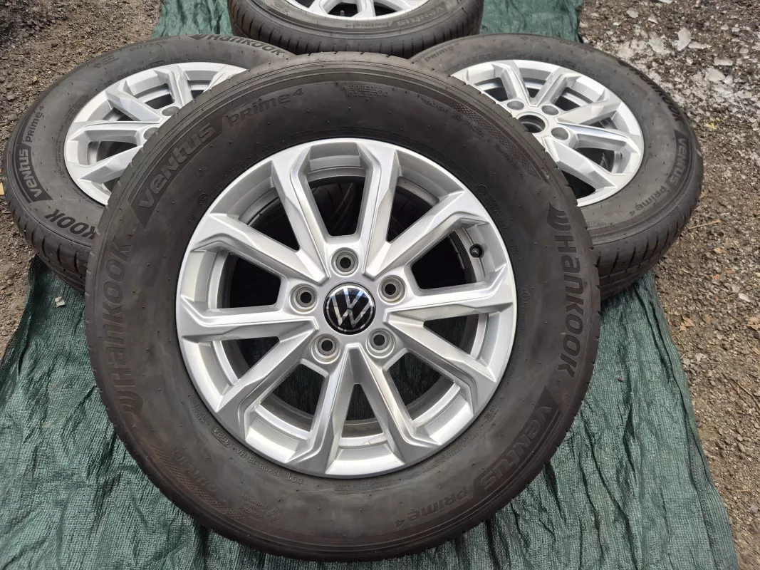 Nová letní kola originál VW T7 Multivan Syrakus ET60 6,5J x 16 7t0601025 Volkswagen OEM