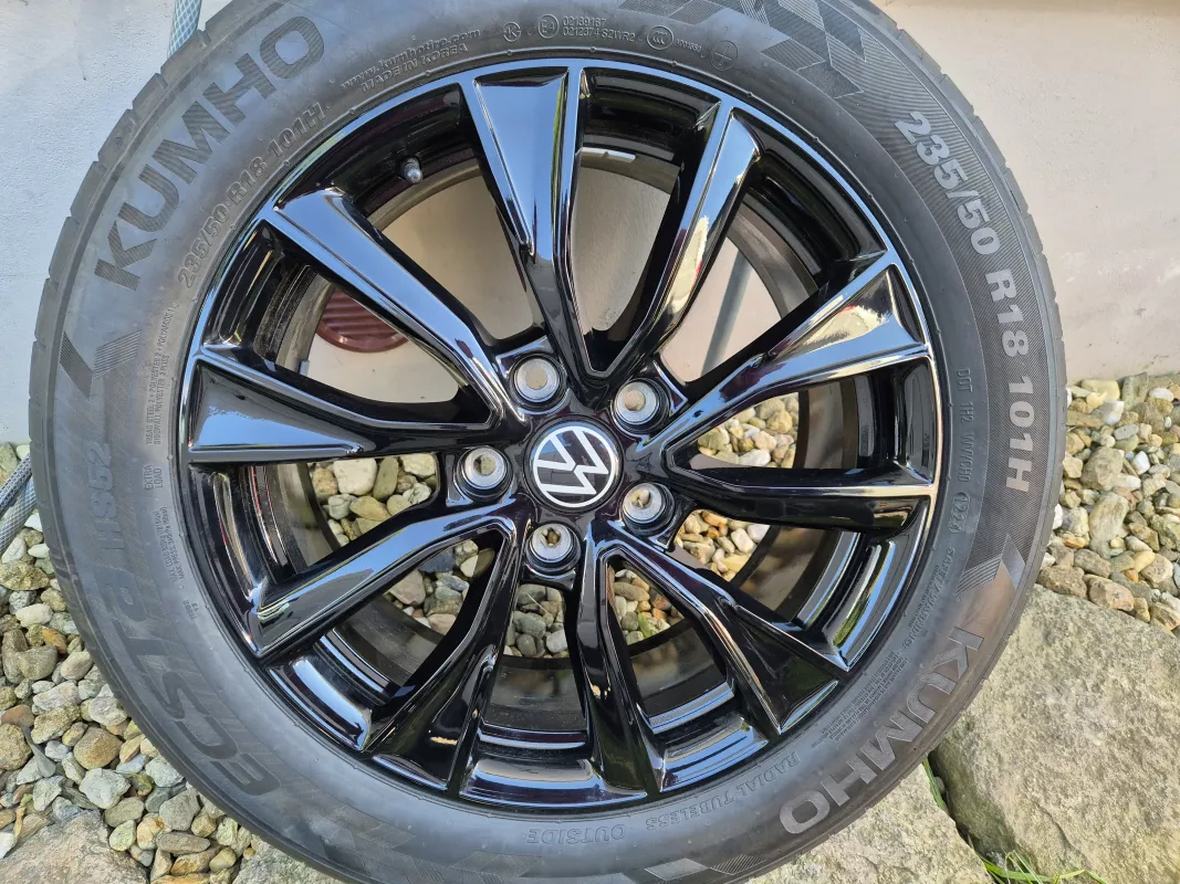 Nová letní kola VW Transporter T7 Toshima black ET60 7,5J x 18 7t0601025E Volkswagen OEM