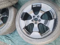 Nová Zimní / Celoroční kola originál Volkswagen ID Buzz Black R20 přední 8J ET45 1T3601025AB zadní ET58 10J 1T3601025AC Volkswagen OEM Nová Zimní / Celoroční kola originál Volkswagen ID Buzz Black R20 přední 8J ET45 1T3601025AB zadní ET58 10J 1T3601025AC Volkswagen OEM