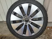 Nová Zimní kola originál Volkswagen Golf Touran Bilbao ET51 7,5J X 18 225/45/18 Volkswagen OEM