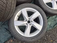 Nová zimní sada alu kol originál VW Volkswagen Tcross ChesterfieldR17 ET39 6,5J 2GM601025D Volkswagen OEM