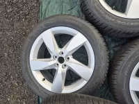 Nová zimní sada alu kol originál VW Volkswagen Tcross ChesterfieldR17 ET39 6,5J 2GM601025D Volkswagen OEM
