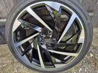Sada celoročních disků Nashville Arteon Arteon shooting brake antracit ET40 8J x 20 Pirelli Volkswagen OEM