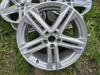 Sada disků Audi Q5 SQ5 ET39 8J x 19 5x112 | ET39