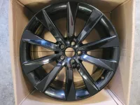 Sada disků originál AUDI A6 S6 4K9071490 8,5Jx20 ET37 černé Sada disků originál AUDI A6 S6 4K9071490 8,5Jx20 ET37 černé