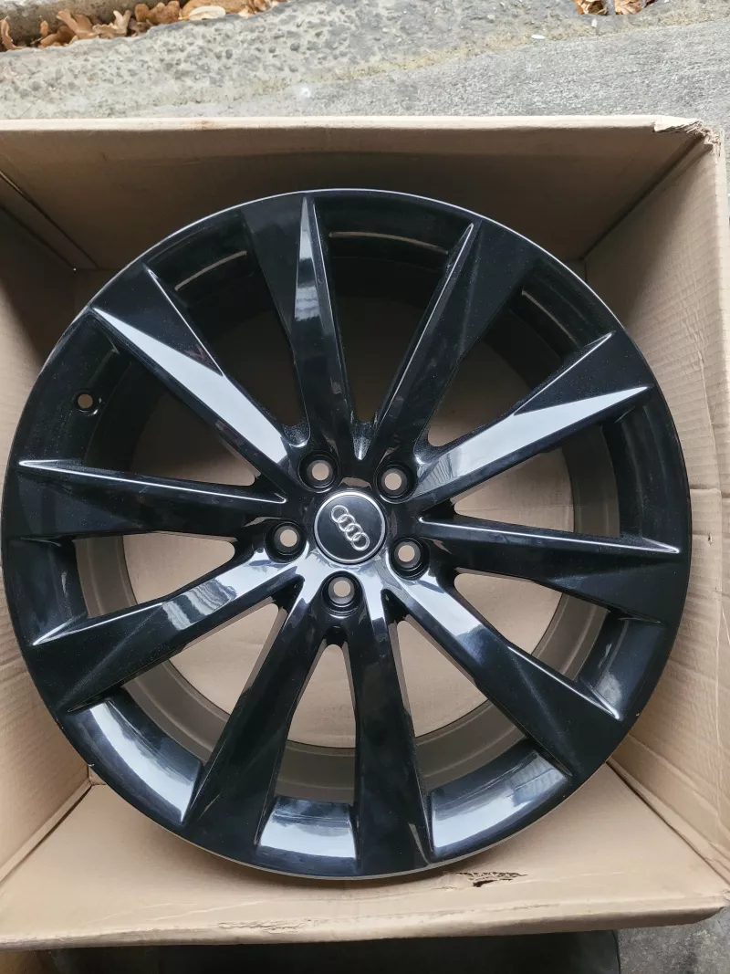 Sada disků originál AUDI A6 S6 4K9071490 8,5Jx20 ET37 černé