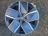 Sada disků originál VW Volkswagen Leeds Black/cnc Touareg III Facelift ET31 9,5J x 21 | ET31