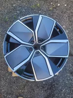Sada disků originál VW Volkswagen Leeds Black/cnc Touareg III Facelift ET31 9,5J x 21 Volkswagen OEM