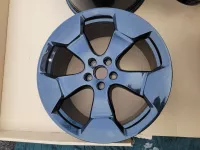 Sada disků Volkswagen ID.BUZZ - Stockton černé - přední 8x20 ET45 kód 1T3601025AB 10x20 ET58 kód 1T3601025AC Volkswagen OEM Sada disků Volkswagen ID.BUZZ - Stockton černé - přední 8x20 ET45 kód 1T3601025AB 10x20 ET58 kód 1T3601025AC Volkswagen OEM