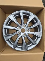 Sada disků Volkswagen T7 Multivan Toshima Gray Bi-color ET60 7,5J x 18 7T0601025E Volkswagen OEM