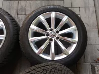 Zimní kola originál Volkswagen Passat B8 ET40 7J X 17 včetně zimních pneu Goodyear 215/55/17 Volkswagen OEM Zimní kola originál Volkswagen Passat B8 ET40 7J X 17 včetně zimních pneu Goodyear 215/55/17 Volkswagen OEM