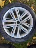 Zimní kola originál Volkswagen Tiguan Auckland ET43 7J X 19 včetně zimních pneu pirelli Sottozero 235/50/19 Volkswagen OEM