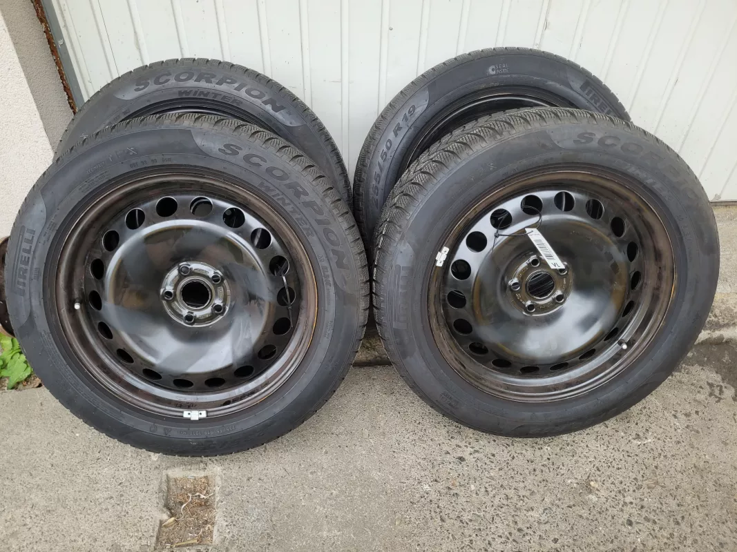 Zimní ocelová sada original VW ID 4 et45 8j x 19 1ea601027B Volkswagen OEM
