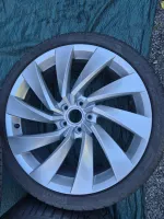 Zimní sada alu kol originál Volkswagen Arteon rosario ET40 8J x 19 včetně zimních pneu 245/35/2 Volkswagen OEM