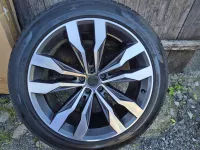 Zimní sada alu kol originál Volkswagen Touareg III Suzuka Black ET31 9,5J x 20 760601025L Pirelli Volkswagen OEM