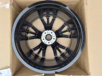 Alu disk AUDI A8 SQ8 R21 10jx21 ET20 1 kus Alu disk AUDI A8 SQ8 R21 10jx21 ET20 1 kus