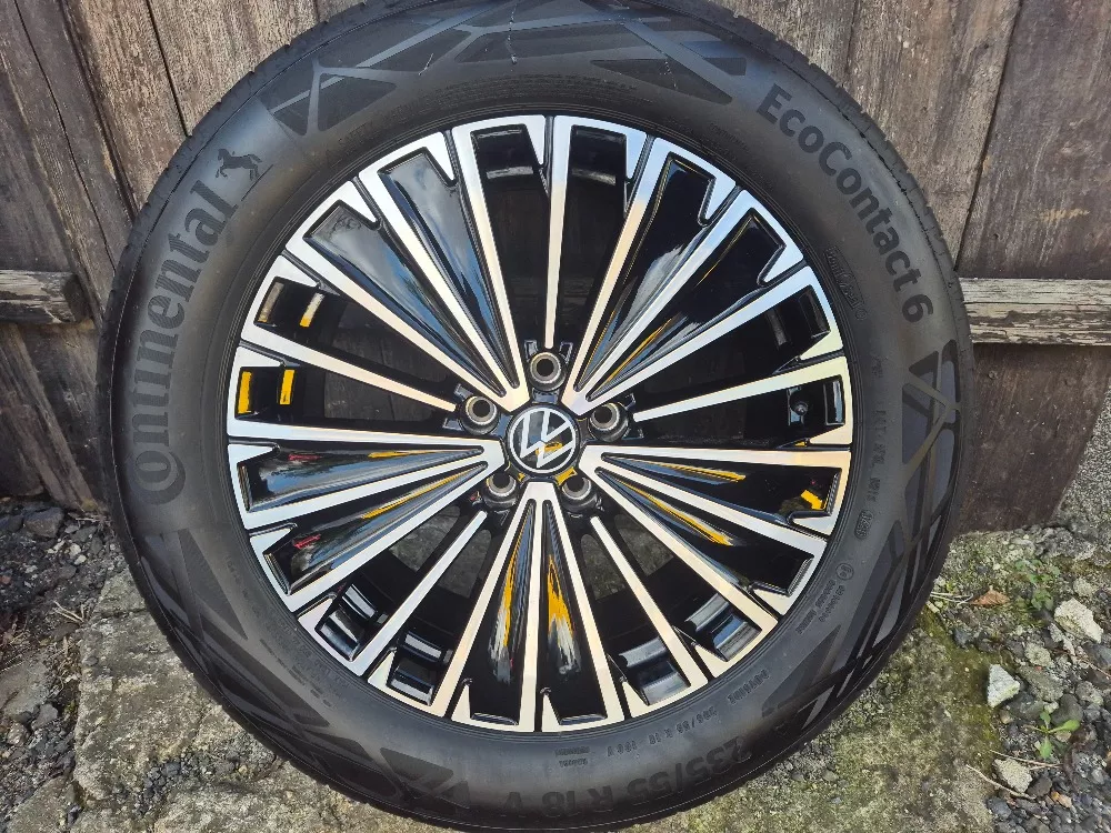 Letní kola Volkswagen Napoli Tayron ET40 7.5J x 18 Continental Volkswagen OEM