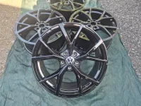 Originální kované disky Volkswagen Golf R / GTI Estoril R19 8Jx19 ET50 Black LK | ET50