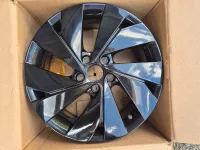 Sada disků Belmont černé Golf ET46 6,5J x 17 5h0601025B Volkswagen OEM