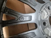 Sada disků Cardif VW Volkswagen Passat Alltrack / Arteon ET40 7,5J x 17 3G8601025H Volkswagen OEM Sada disků Cardif VW Volkswagen Passat Alltrack / Arteon ET40 7,5J x 17 3G8601025H Volkswagen OEM