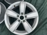 Sada disků Corvara Tiguan / Passat ET38 6,5J x 17 Volkswagen OEM