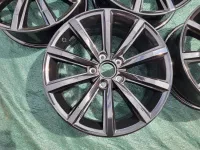 Sada disků London černé VW Passat Tiguan ET40 7J x 17 3G0601025D Volkswagen OEM