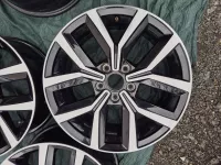 Sada disků Nivelles VW Passat / Tiguan ET40 7J x 17 3G0601025F Volkswagen OEM Sada disků Nivelles VW Passat / Tiguan ET40 7J x 17 3G0601025F Volkswagen OEM