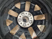 Sada disků Nivelles VW Passat / Tiguan ET40 7J x 17 3G0601025F Volkswagen OEM Sada disků Nivelles VW Passat / Tiguan ET40 7J x 17 3G0601025F Volkswagen OEM