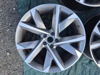 Sada disků originál Seat Tarraco FR Cupra ET38 8,5J x 20