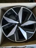 Sada disků Volkswagen ID.4 ID4 ID5 Ystad ET45 / ET42 8J / 9J x 20 Volkswagen OEM