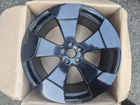 Sada disků Volkswagen ID.BUZZ - Bromberg Black - přední 8,5jx21 ET40 kód 1T3601025S 10x21 ET58 kód 1T3601025r Volkswagen OEM