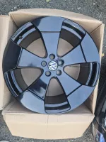 Sada disků Volkswagen ID.BUZZ - Bromberg Black - přední 8,5jx21 ET40 kód 1T3601025S 10x21 ET58 kód 1T3601025r | ET40/58