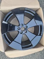 Sada disků Volkswagen ID.BUZZ - Bromberg Black - přední 8,5jx21 ET40 kód 1T3601025S 10x21 ET58 kód 1T3601025r Volkswagen OEM