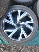 Sada letních disků Volkswagen VW Bergamo Arteon Arteon shooting brake ET40 8J x 17 Continental 245/45/18 Volkswagen OEM