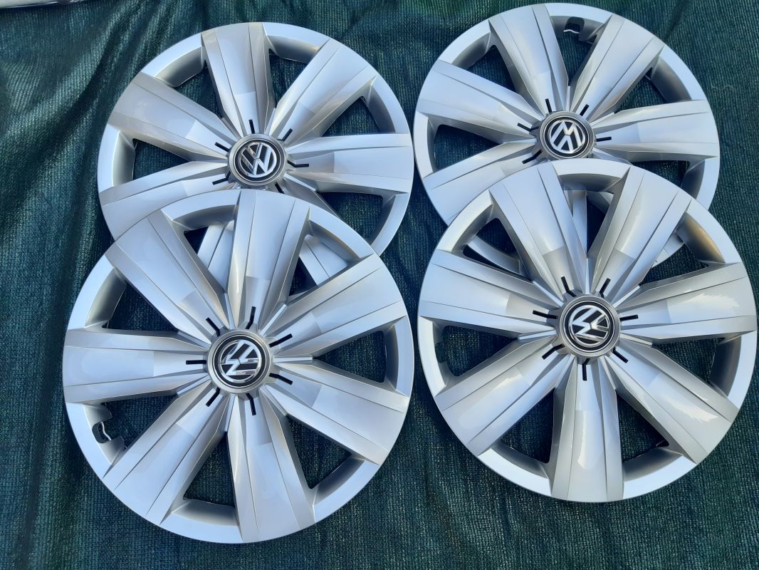 Sada poklic pro plechové disky velikosti R16, Original Volkswagen T-Roc 4ks Volkswagen OEM