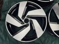 Sada alu disků originál Volkswagen Richmond VIII Golf 8 GTI ET51 7,5J x 18 5H0601025H Volkswagen OEM