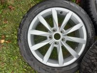 Zimní kola originál Volkswagen Golf 5 6 7 Dijon ET49 7J X 17 včetně zimních pneu Volkswagen OEM