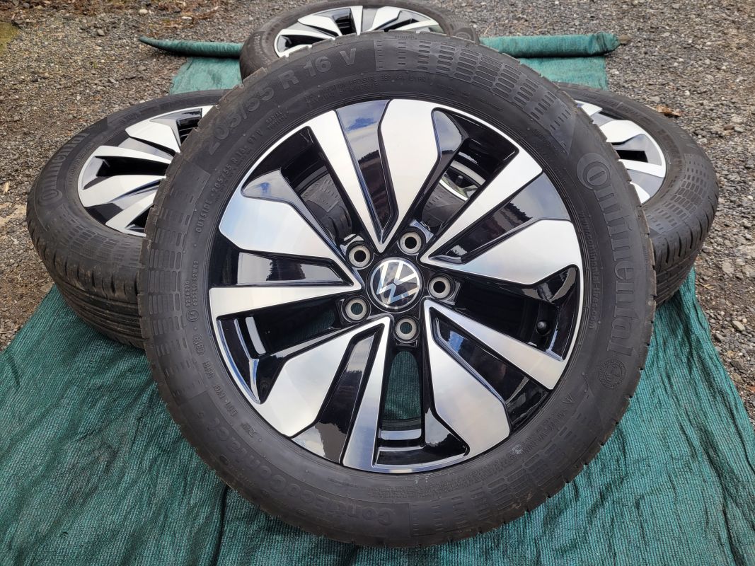 Letní kola Volkswagen Golf VIII 8 Zurich ET48 7J x 16 Volkswagen OEM