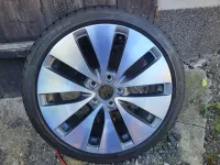 Nová Zimní kola originál Volkswagen Golf Bilbao ET51 7,5J X 18 včetně zimních pneu Pirelli Volkswagen OEM